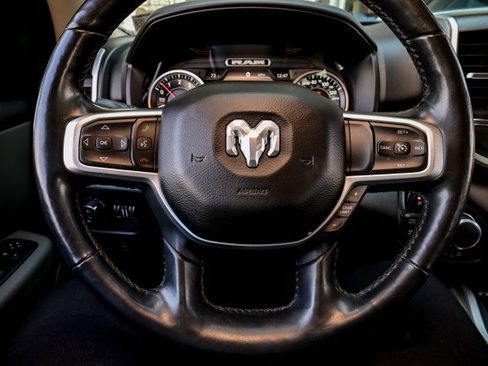 Used 2019 RAM 1500 Big Horn image 29