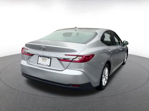 Used 2025 Toyota Camry LE image 14