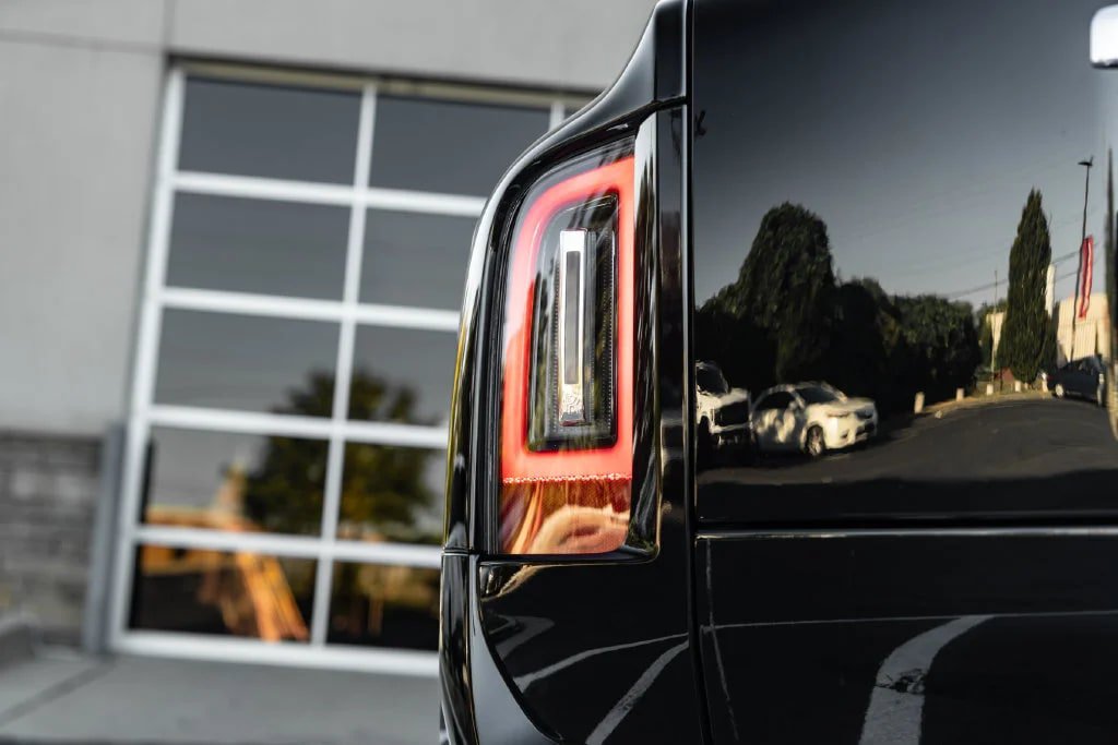 Used 2026 Rolls-Royce Cullinan w/ Cullinan Package AWD/4WD image 23