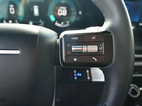 Used 2024 Hyundai Santa Fe SE image 20