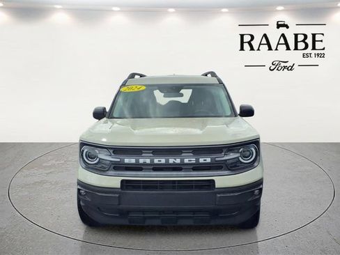 Used 2024 Ford Bronco Sport Big Bend w/ Convenience Package AWD/4WD image 2