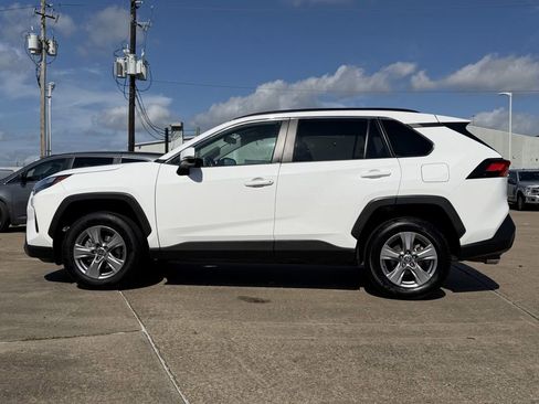 Used 2024 Toyota RAV4 XLE FWD image 6