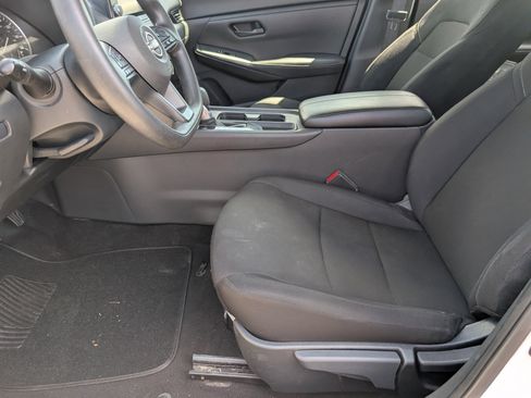 Used 2025 Nissan Sentra S FWD image 14