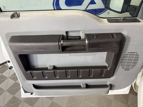 Used 2016 Ford F350 XL image 21