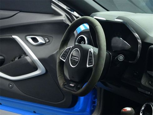 Used 2022 Chevrolet Camaro SS image 23