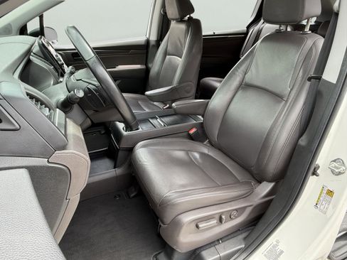 Used 2018 Honda Odyssey EX-L image 23
