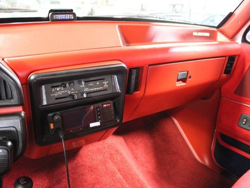 Used 1988 Ford Bronco AWD/4WD image 40