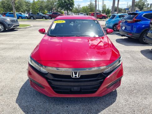 Used 2018 Honda Accord Sport image 2