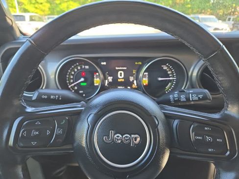 Used 2023 Jeep Wrangler Unlimited w/ Cold Weather Group AWD/4WD image 20