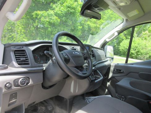 Used 2023 Ford Transit 150 Low Roof w/ Load Area Protection Package RWD image 12
