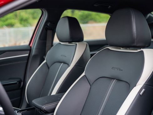 New 2026 Kia K5 GT-Line image 23