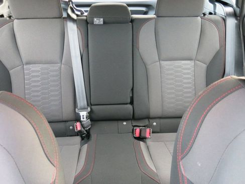 Used 2024 Subaru Impreza 2.0i Sport image 18