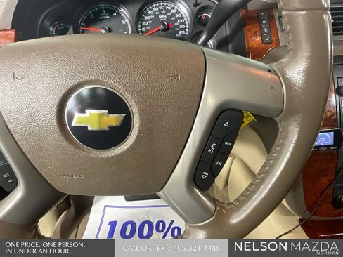 Used 2011 Chevrolet Tahoe LTZ RWD image 40