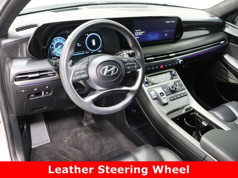 Used 2025 Hyundai Palisade Calligraphy image 13