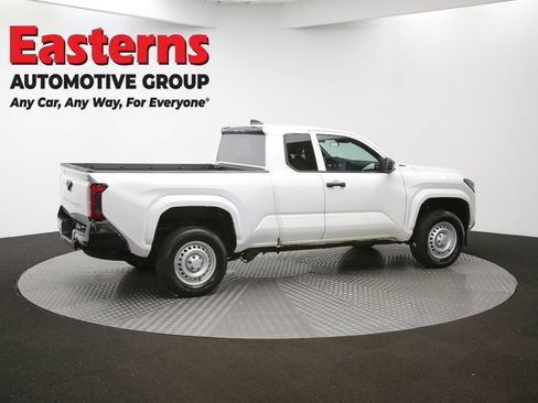 Used 2024 Toyota Tacoma SR image 39
