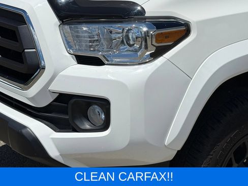 Used 2021 Toyota Tacoma SR5 AWD/4WD image 13