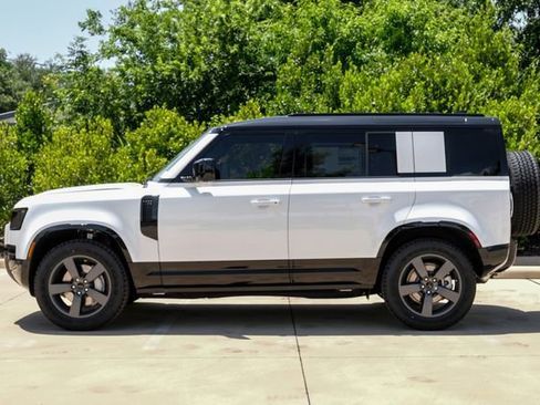 New 2026 Land Rover Defender 110 X-Dynamic SE AWD/4WD image 11