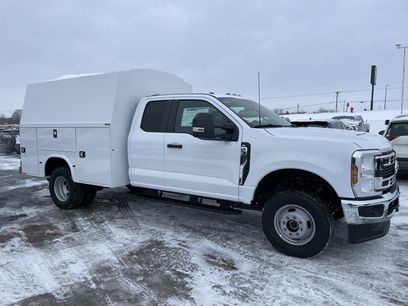 New 2026 Ford F350 XL w/ XL Chrome Package