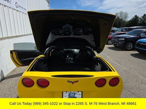 Used 2011 Chevrolet Corvette Coupe w/ Preferred Equipment Group RWD image 20