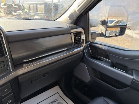 Used 2024 Ford F250 Lariat image 25