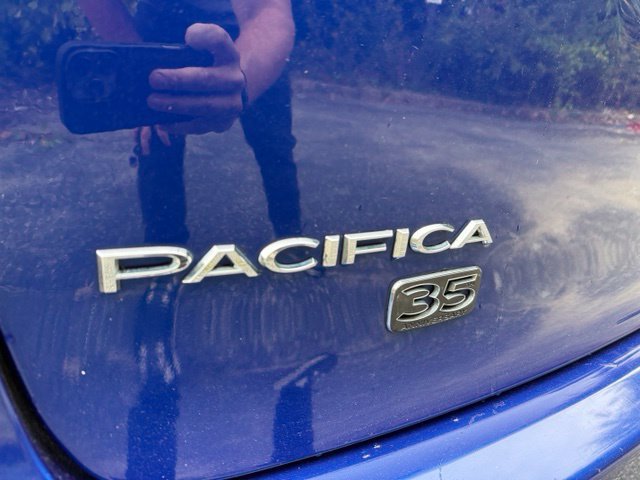 Used 2020 Chrysler Pacifica Touring-L FWD image 5