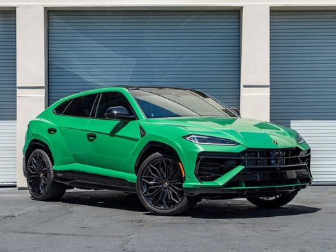 Used 2025 Lamborghini Urus SE AWD/4WD image 1