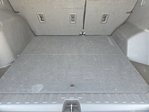 Used 2024 Chevrolet Equinox LS w/ LS Convenience Package FWD image 26