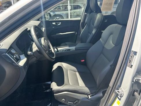 Certified 2025 Volvo XC60 B5 Plus AWD/4WD image 21