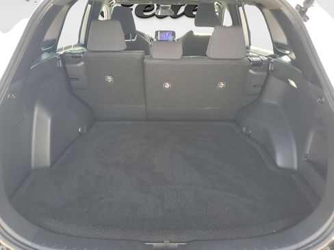 Used 2023 Toyota RAV4 SE w/ Convenience Package AWD/4WD image 9