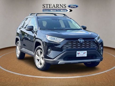 Used 2021 Toyota RAV4 Limited AWD/4WD image 1