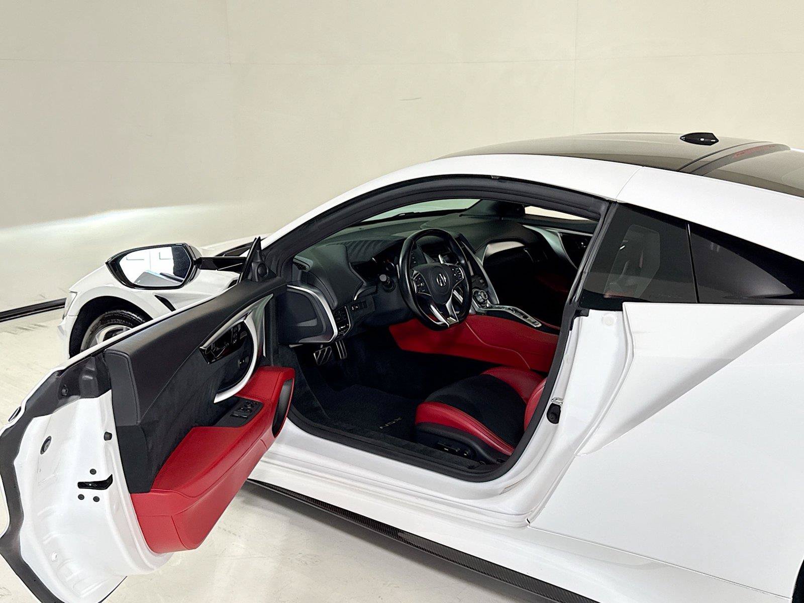 Used 2020 Acura NSX AWD/4WD image 11