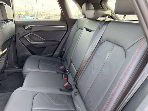 Certified 2025 Audi Q3 2.0T Premium Plus w/ Premium Plus Package image 27