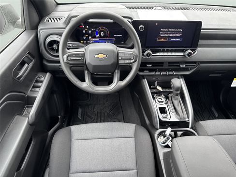 New 2026 Chevrolet Colorado W/T w/ WT Custom Package AWD/4WD image 33