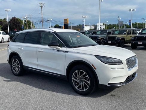 Used 2022 Lincoln Corsair AWD w/ Equipment Group 101A image 7