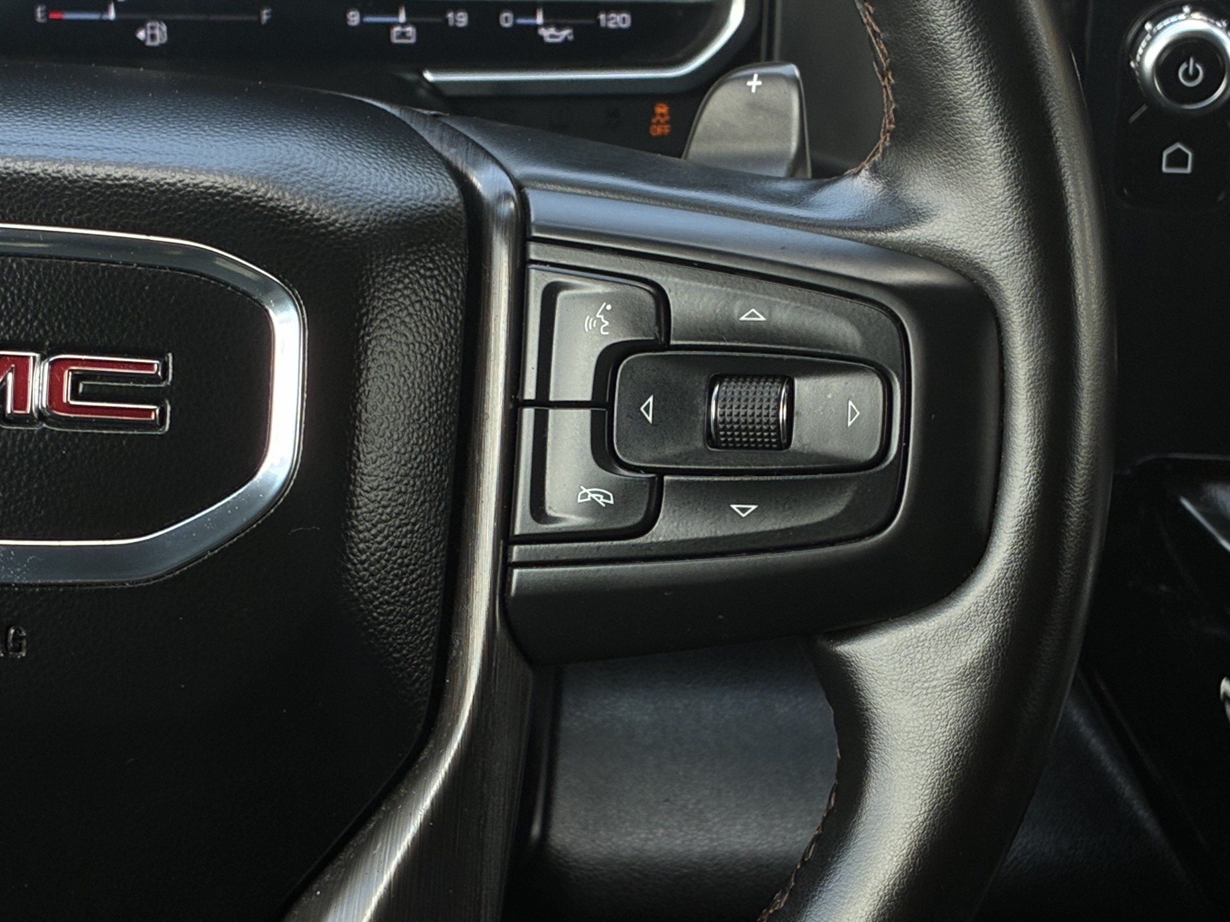 Used 2023 GMC Sierra 1500 AT4 w/ AT4 Premium Package AWD/4WD image 16