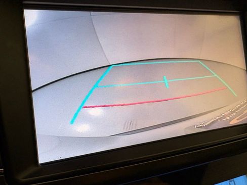 Used 2015 Toyota RAV4 Limited w/ Technology Package image 29