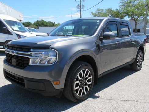 Certified 2022 Ford Maverick Lariat w/ Lariat Luxury Package FWD image 3