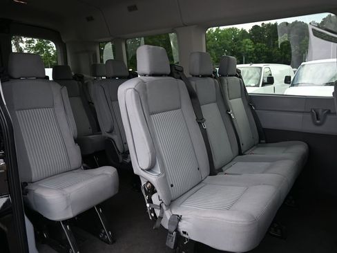 Used 2019 Ford Transit 350 XLT RWD image 21
