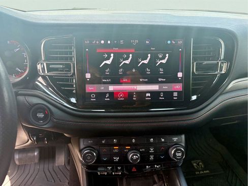 Used 2023 Dodge Durango R/T RWD image 14