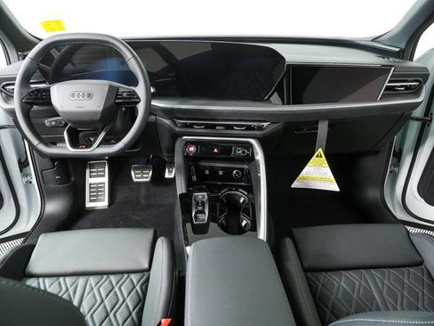 New 2026 Audi SQ5 Premium Plus AWD/4WD image 19