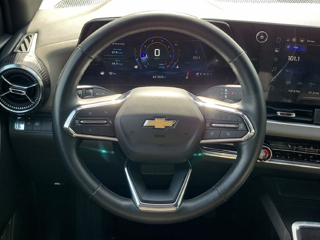 Used 2025 Chevrolet Equinox LT w/ Convenience Package II FWD image 14
