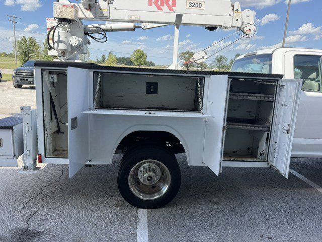 Used 2017 Ford F450 XL w/ Power Equipment Group AWD/4WD image 17