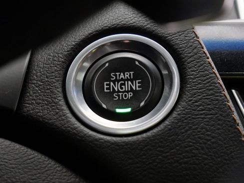 Used 2023 Cadillac CT5 V w/ Platinum Package AWD/4WD image 28
