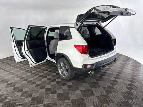 Certified 2023 Honda Passport EX-L image 18