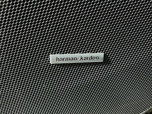 Certified 2023 Subaru Forester Limited image 18