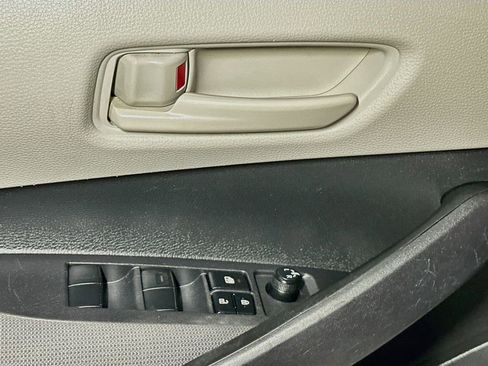 Used 2023 Toyota Corolla LE FWD image 18