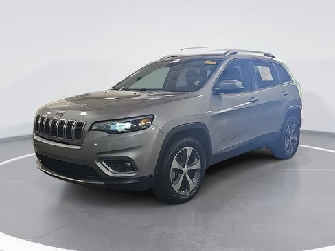 Used 2019 Jeep Cherokee Limited AWD/4WD image 9