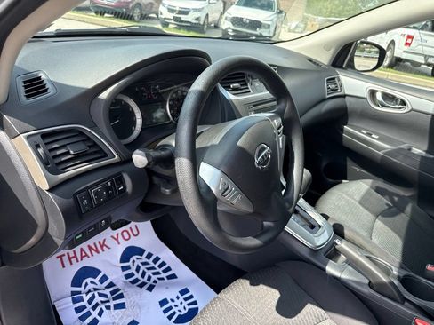 Used 2013 Nissan Sentra SR FWD image 15