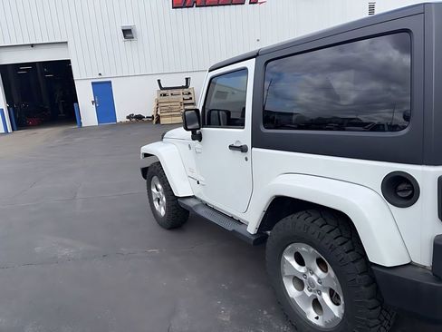 Used 2014 Jeep Wrangler Sahara w/ Trailer Tow Group AWD/4WD image 9