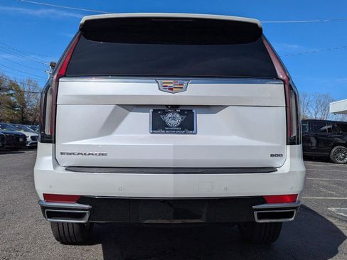 Used 2022 Cadillac Escalade Premium Luxury Platinum AWD/4WD image 9